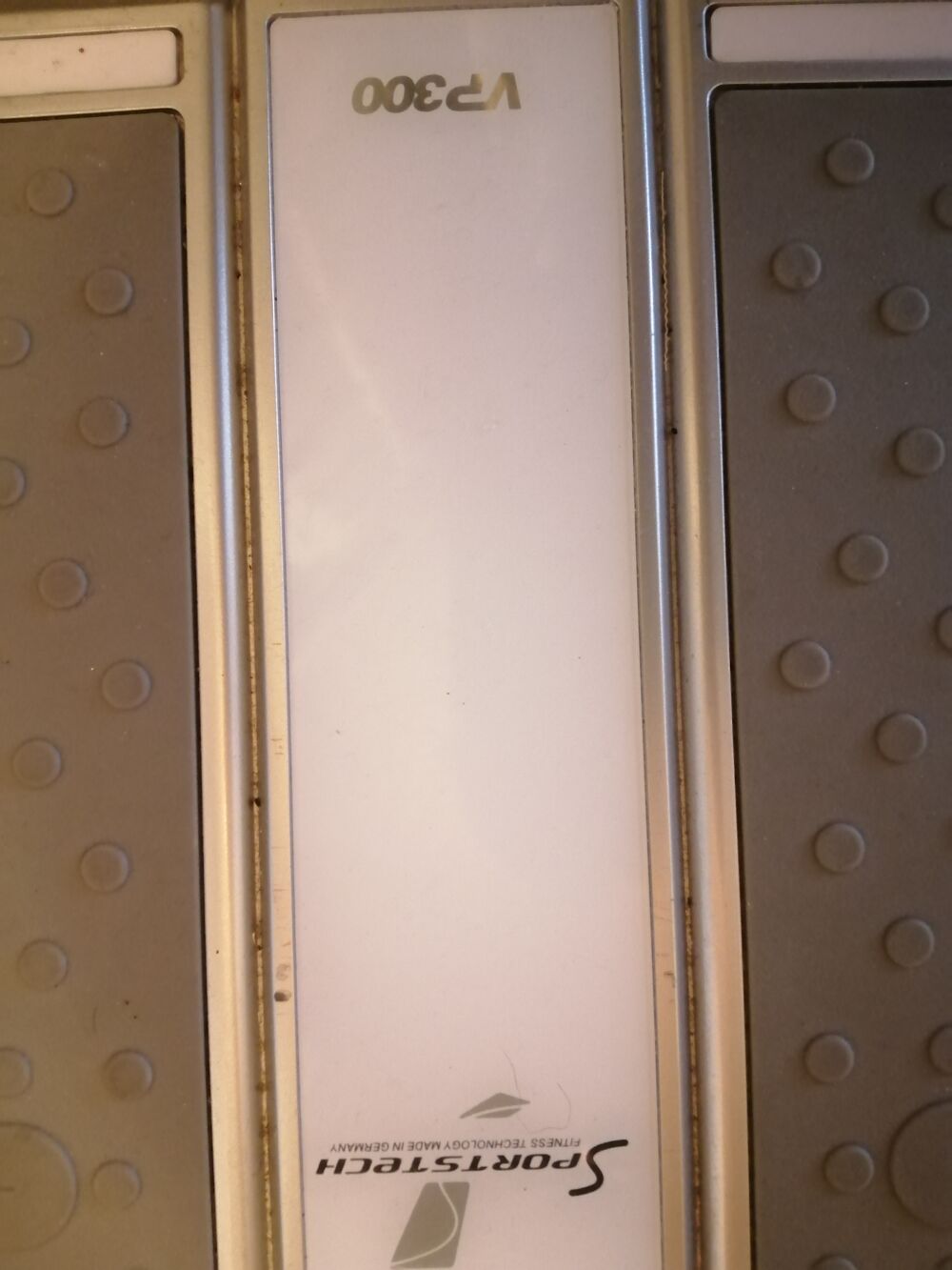 Plateforme vibrante t&eacute;l&eacute;command&eacute;e avec accessoires Meubles