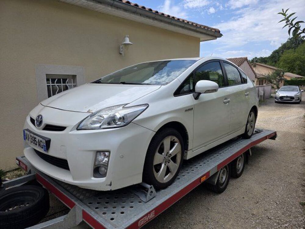 Prius 136h Active 2010 occasion 69320 Feyzin