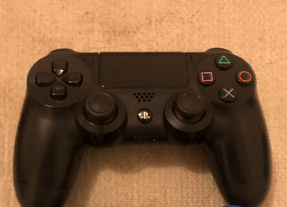 PS4 Pro 1To manette officielle casque jeux dd Consoles et jeux vidéos