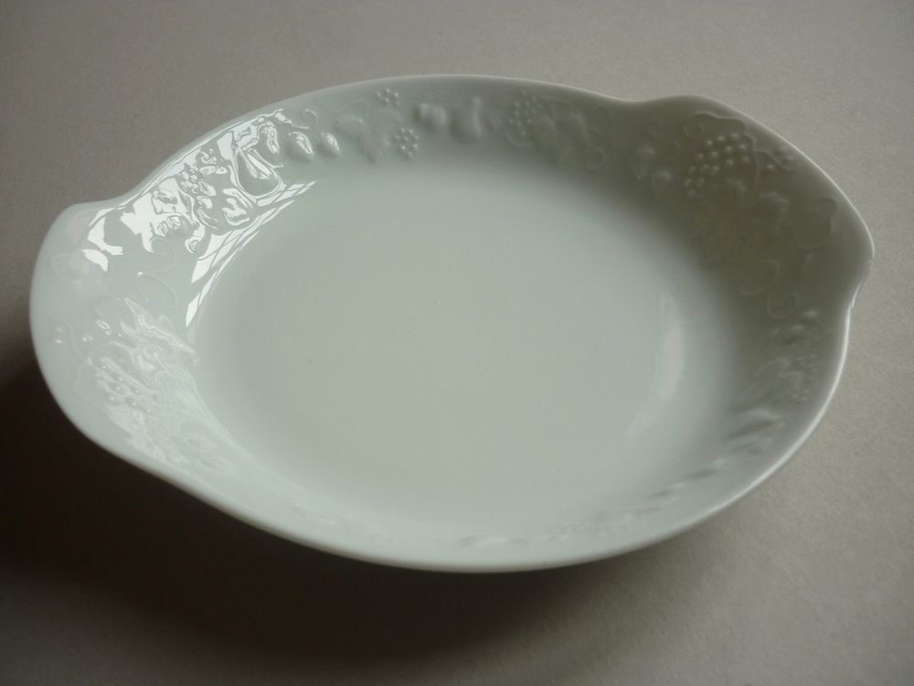 Collection CALIFORNIA: Petit plat rond LIMOGES Deshouli&egrave;res Cuisine