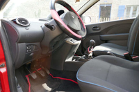 Twingo II 1.2 LEV 16v 75 eco2 Initiale 2013 occasion 23400 Bourganeuf