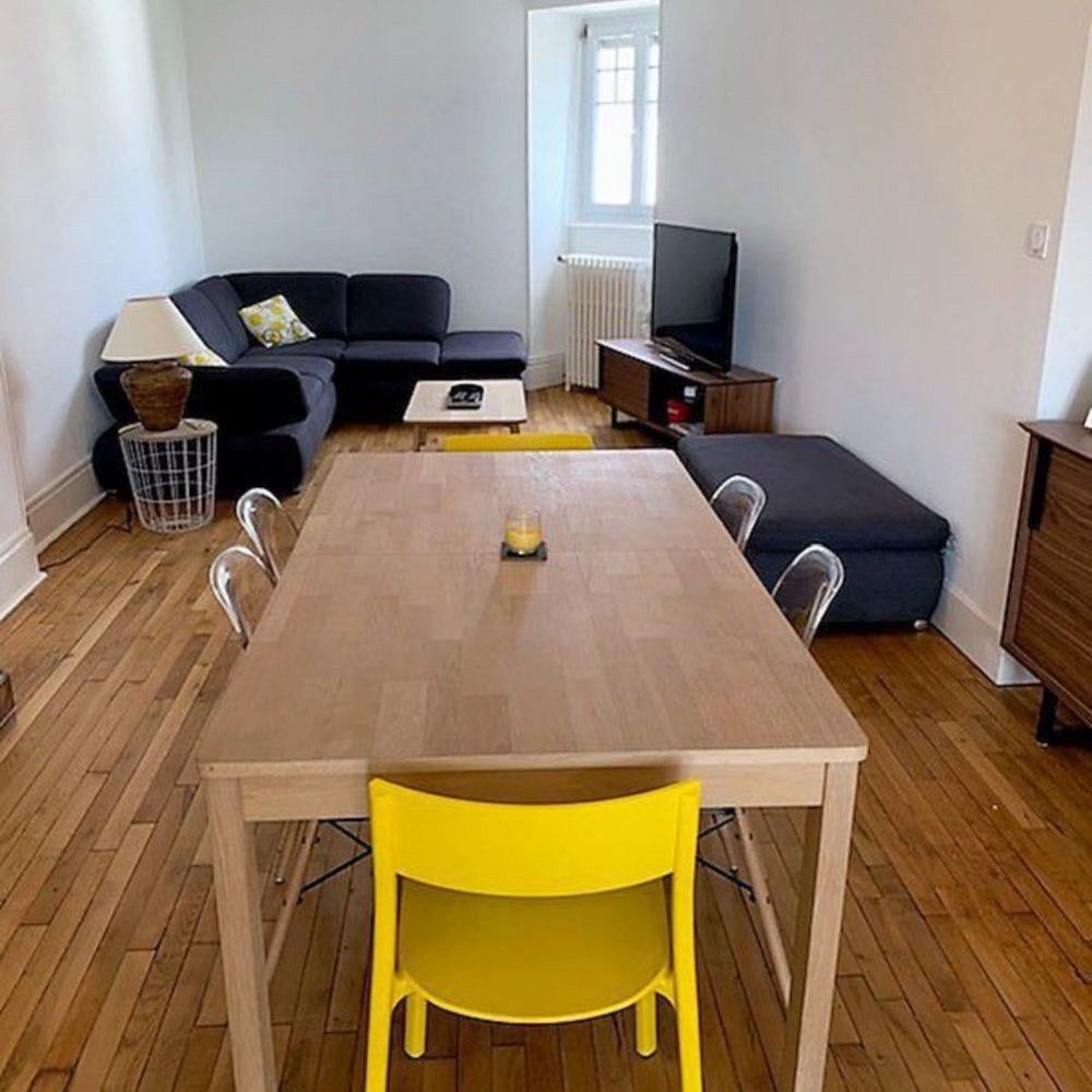 Location Appartement séjour/salle à manger de 25m², cuisine ouverte/équipée Cagnes-sur-mer