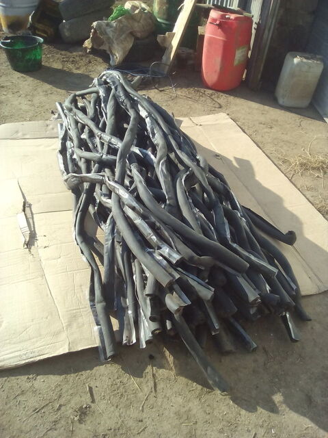  un lot gaine isolante 30 Neau (53)