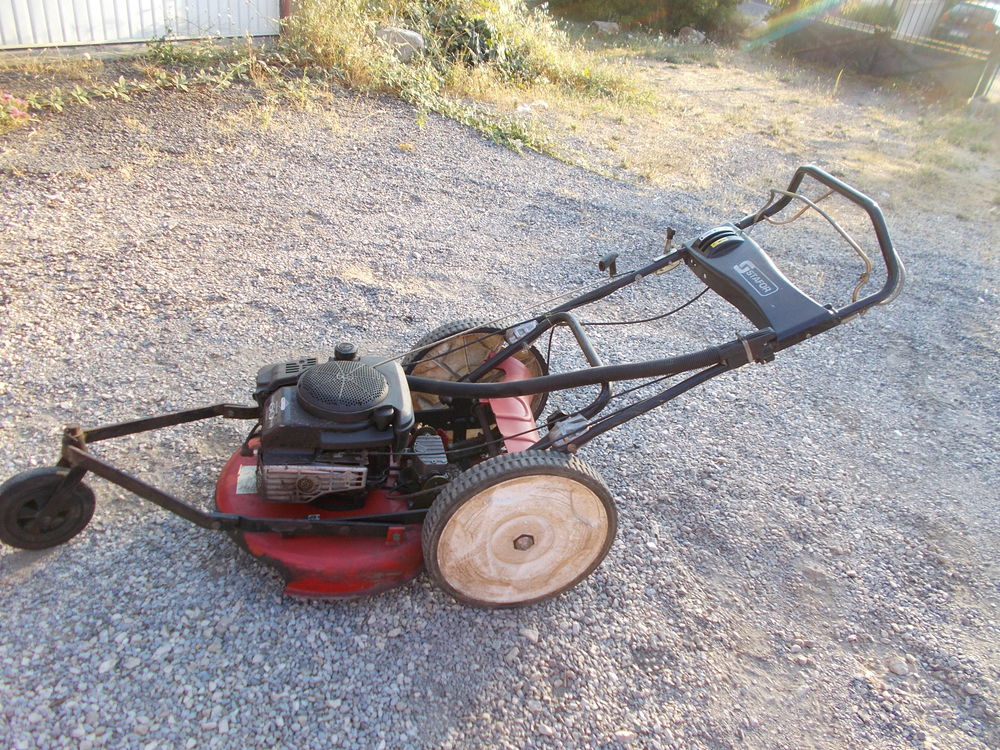 a repar&eacute;e tondeuse debrousailleuse lame casse boulon foir&eacute; Bricolage