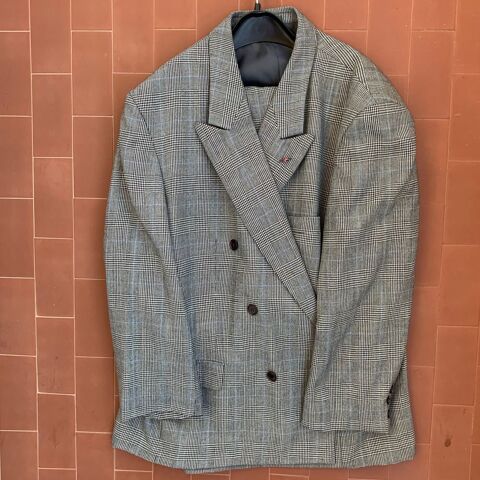  Costumes et pantalons 120 Antibes (06)