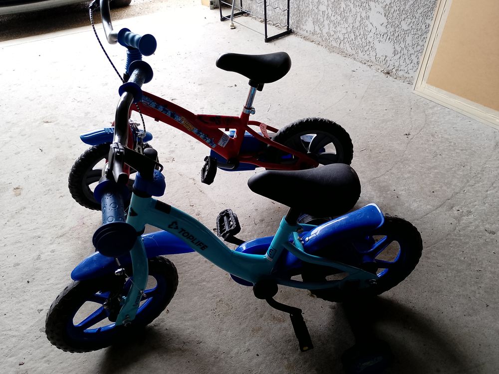 Lot de deux v&eacute;los enfants Vélos