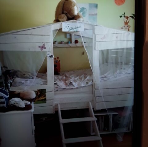 Lit cabane blanc en bois pour enfants 300 Saint-Just-Saint-Rambert (42)