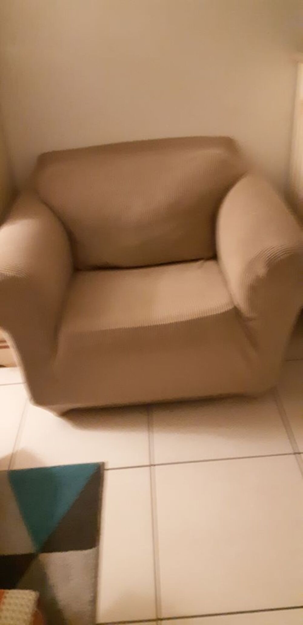 Fauteuil tr&egrave;s confortable Meubles