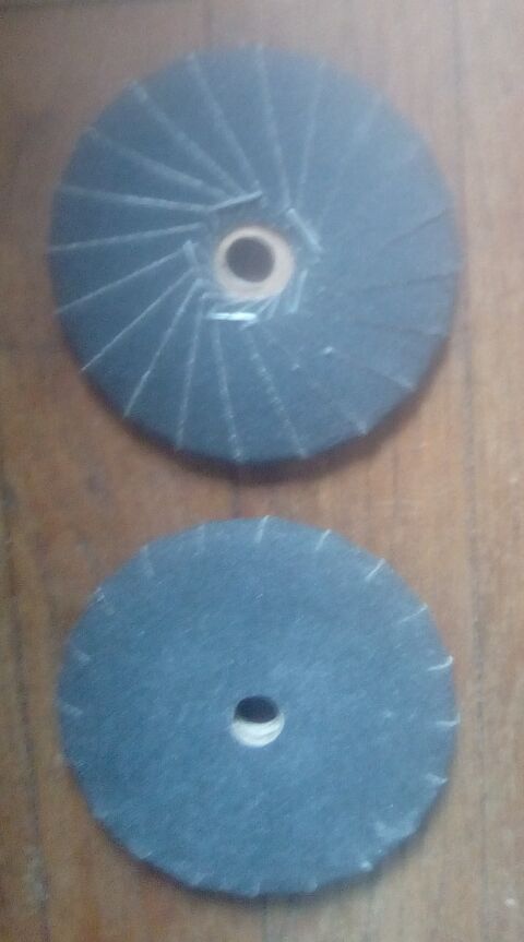 disques � poncer neufs Klingspor 4 Beauchamp (95)