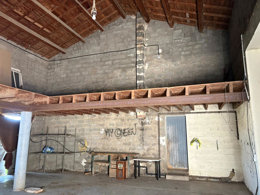 Location Remise/Grange Hangar remise Maillane
