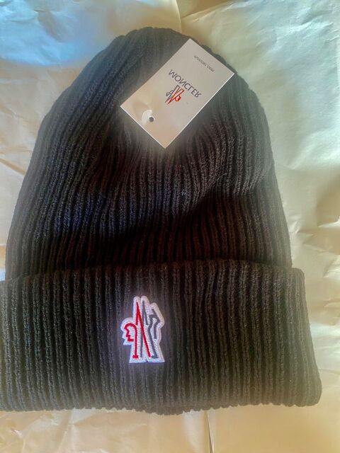Bonnet laine/polyester Noir Ajustable taille M 19.9 Bellerive-sur-Allier (03)