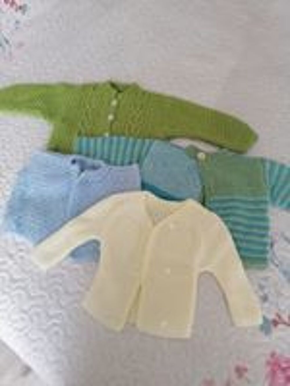 GILETS POUR BEBE Puériculture
