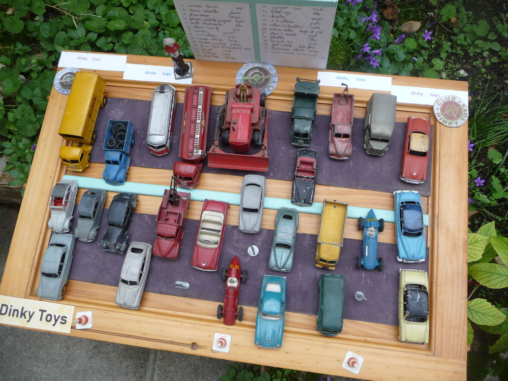 dinky toys Jeux / jouets