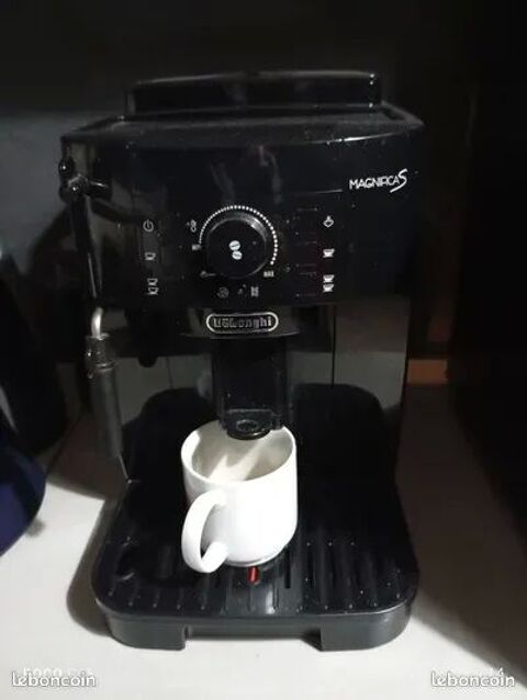 Delonghi magnifaca s 150 Saint-Pierre-du-Mont (40)