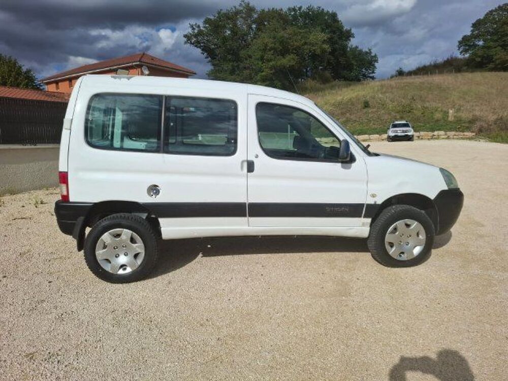Berlingo BERLINGO 2.0 HDI 90CV DANGEL 4X4 2006 occasion 69320 Feyzin