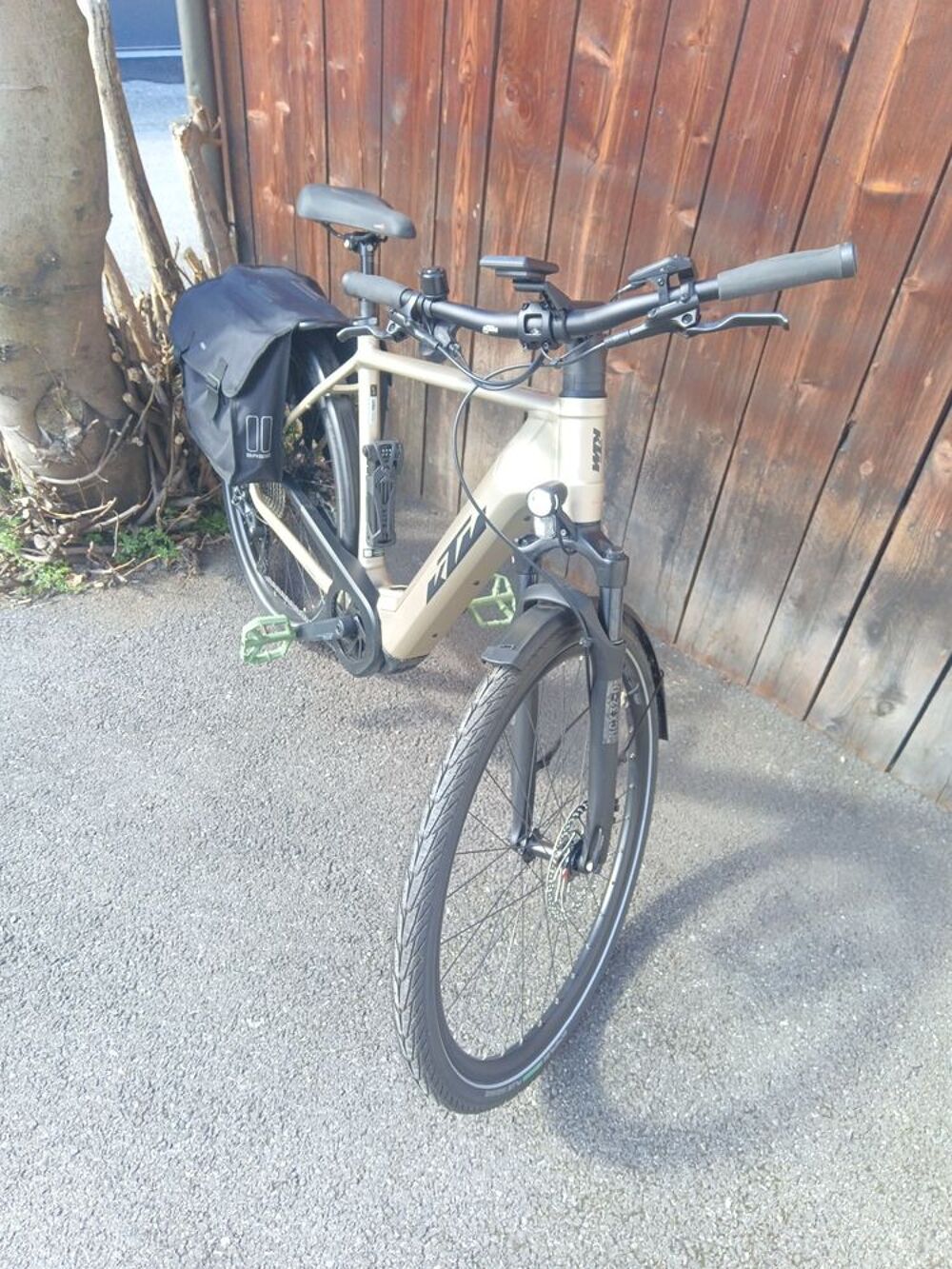 VTC KTM Macina Style 740 2024 Vlos