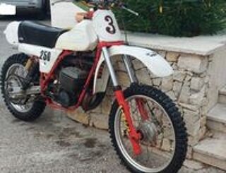 KTM 1981 occasion 83560 Ginasservis