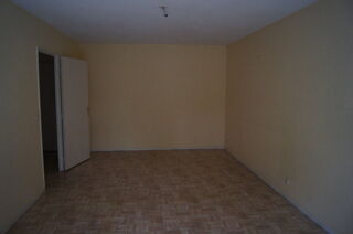  Appartement  louer 2 pices 49 m Mrignac