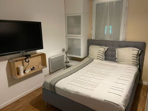 Lit avec t�te de lit BUT 140/190 (sans sommier ni matelas) 60� 60 Colombes (92)