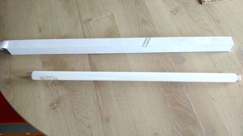 Tube Non pour applique 8 Nantes (44)