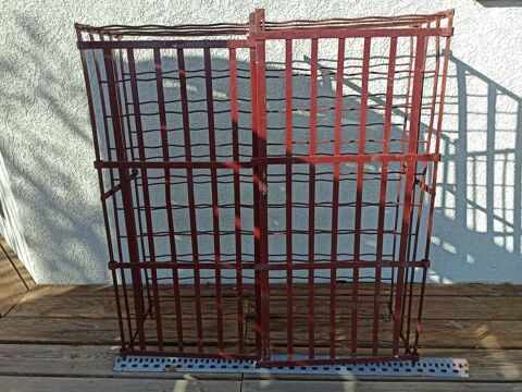 casier � vin m�tallique 20 Passy (74)