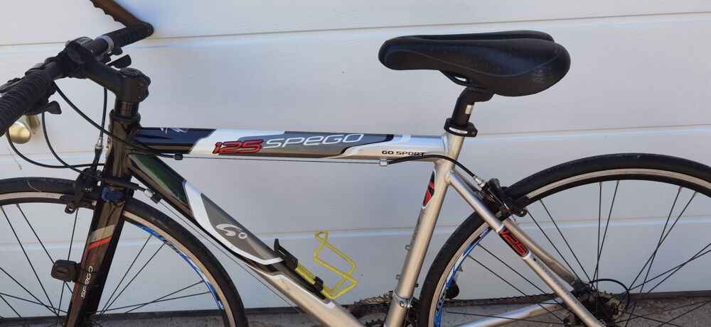 V&eacute;lo de route alu, 3 p&eacute;daliers taille, M de chez go sport Vélos
