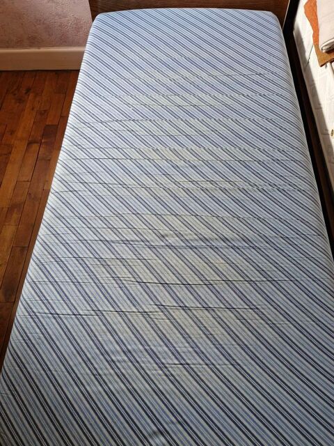 Matelas mousse + sommier  latte lit d'une 1 personne 50 Longwy (54)