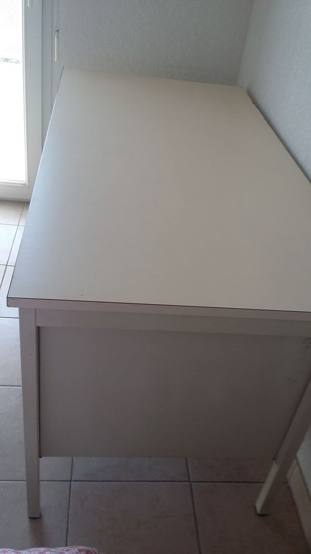 bureau laqu&eacute; blanc Meubles