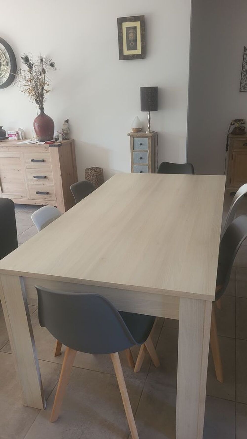 Table de s&eacute;jour Meubles