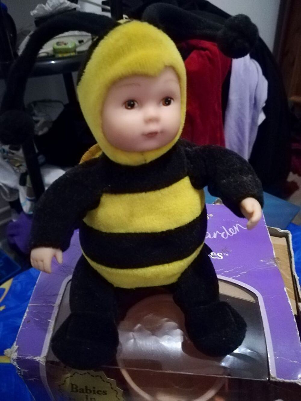Poup&eacute;e abeille de collection Jeux / jouets
