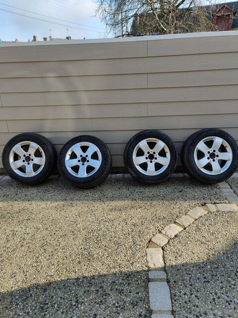 Pi&egrave;ces et &eacute;quipements Voiture Pi&egrave;ces et &eacute;quipements Voiture  occasion Fleury-les-Aubrais 45400