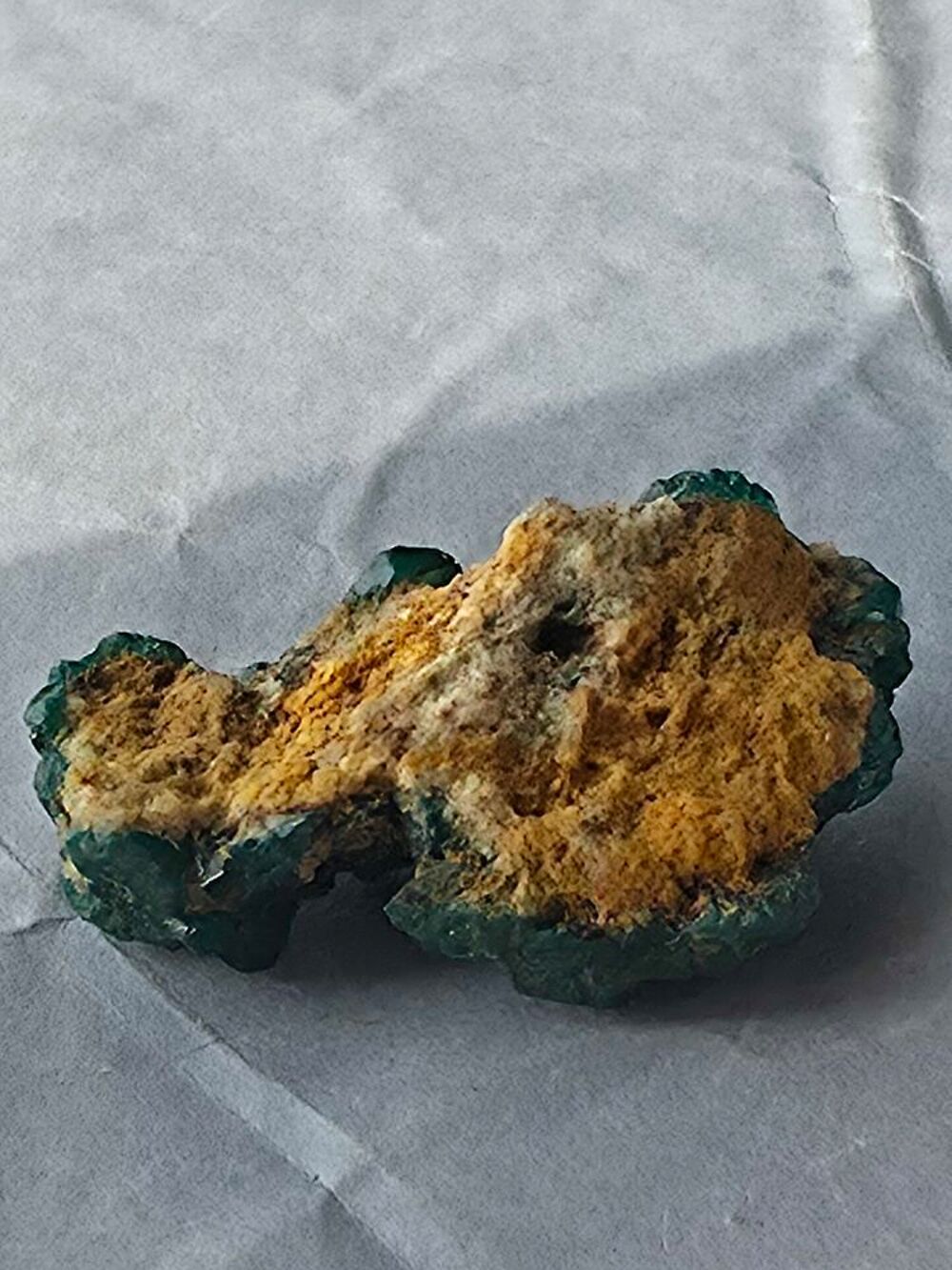 Dioptase Brut Vert Emeraude du Katanga RDC-Sp&eacute;cimen 16g 