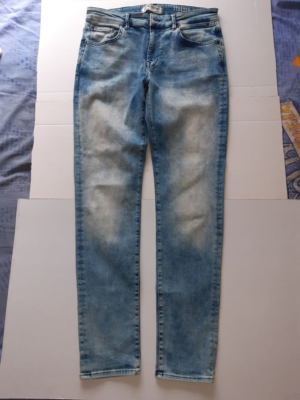 2 jeans (taille L) Vêtements