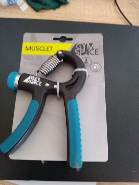 r��ducation de la main, et renforcement musculaire Tournon-sur-Rh�ne (07)