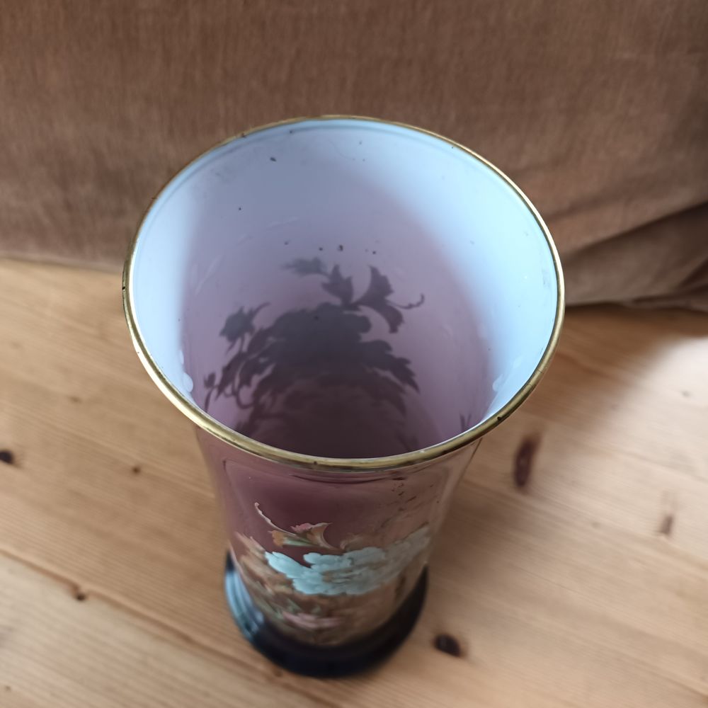 vase fleurs violet verre pivoine iris rose feuilles plantes Décoration
