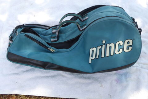 Sac de tennis raquette tennis et Badnyton
60 Draguignan (83)