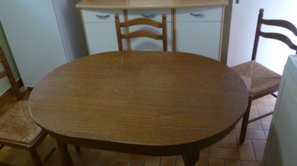 Buffet de cuisine bois et blanc et table Meubles