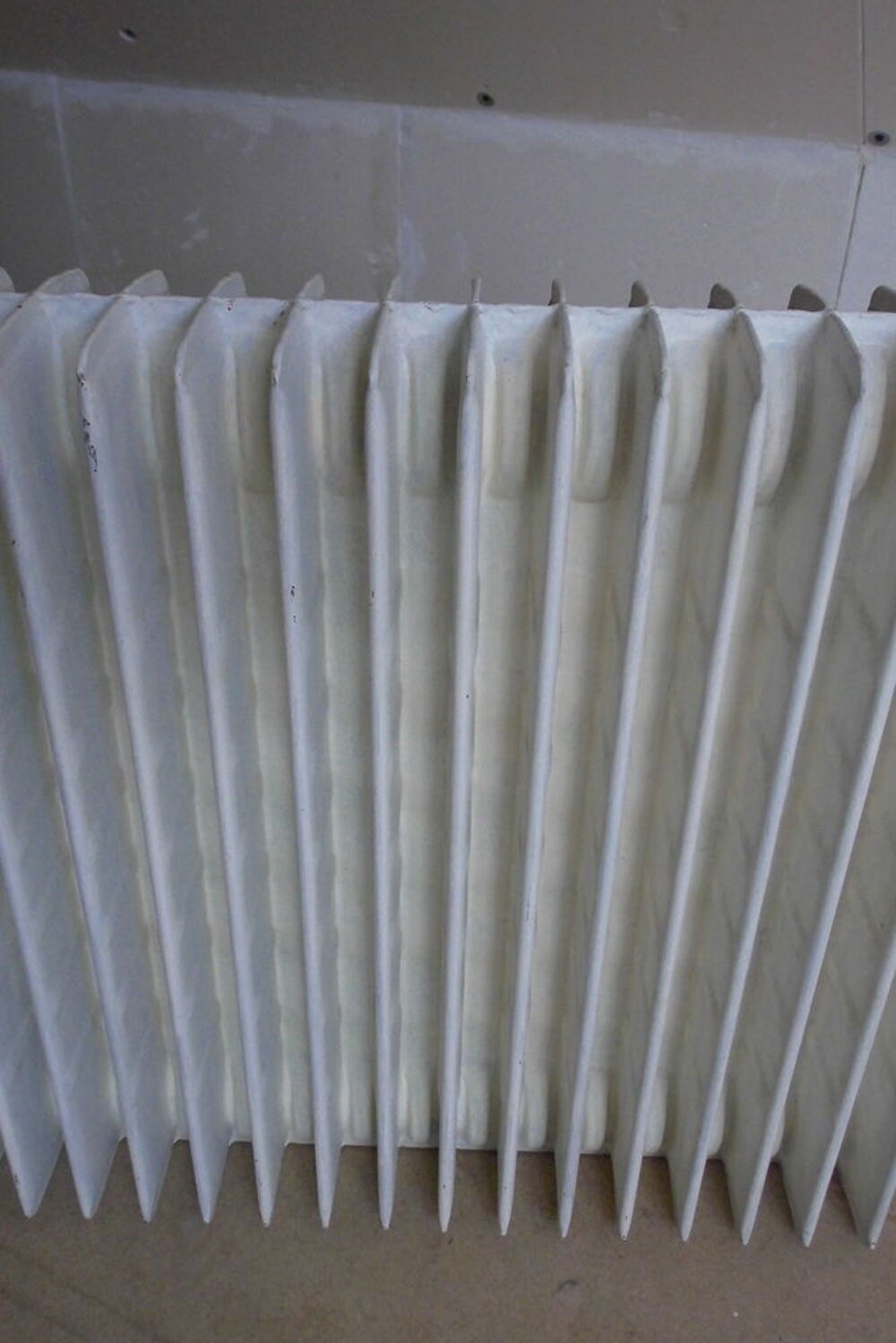 Radiateur en m&eacute;tal blanc Bricolage