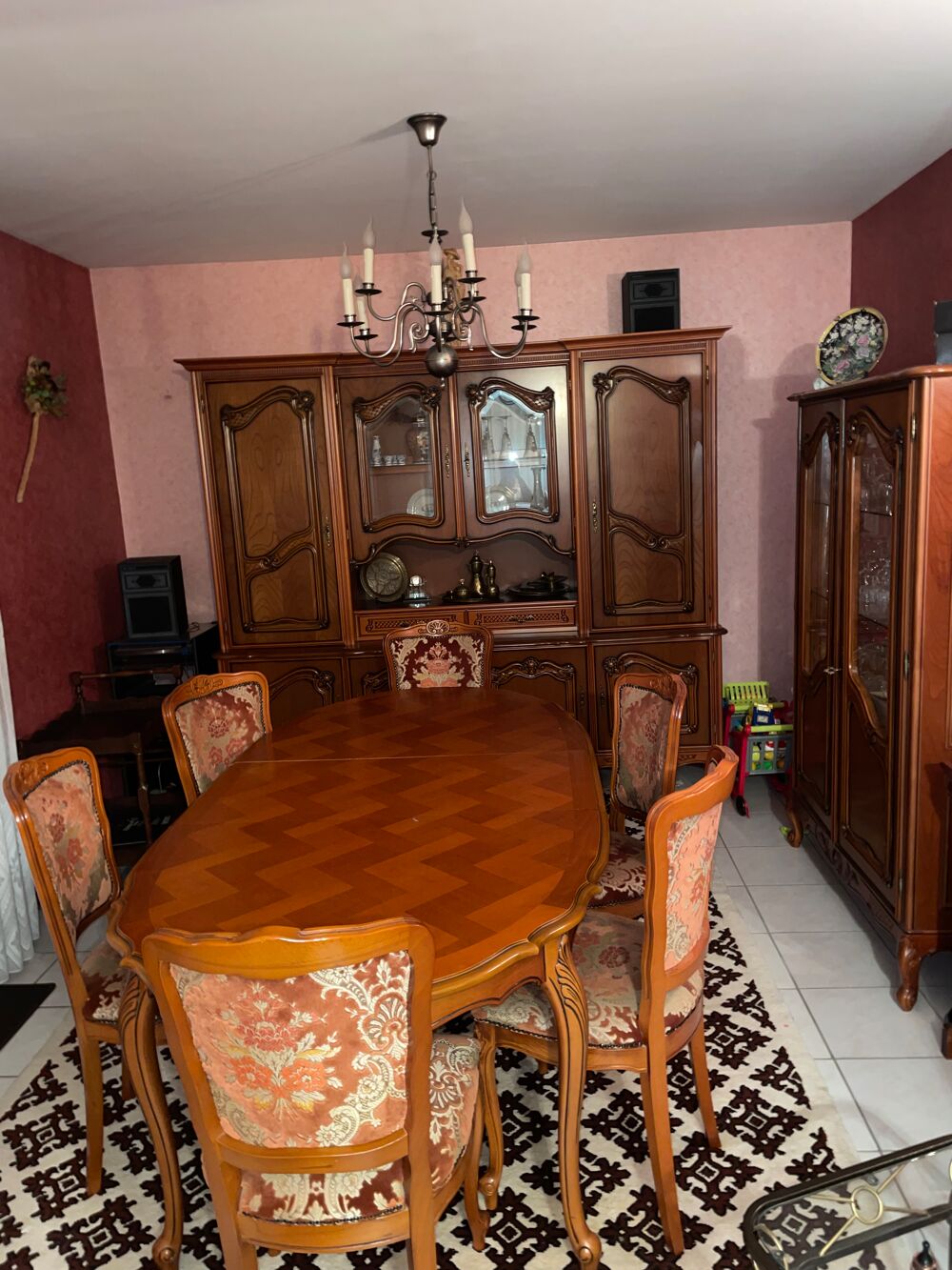 Salle &agrave; manger en merisier Meubles