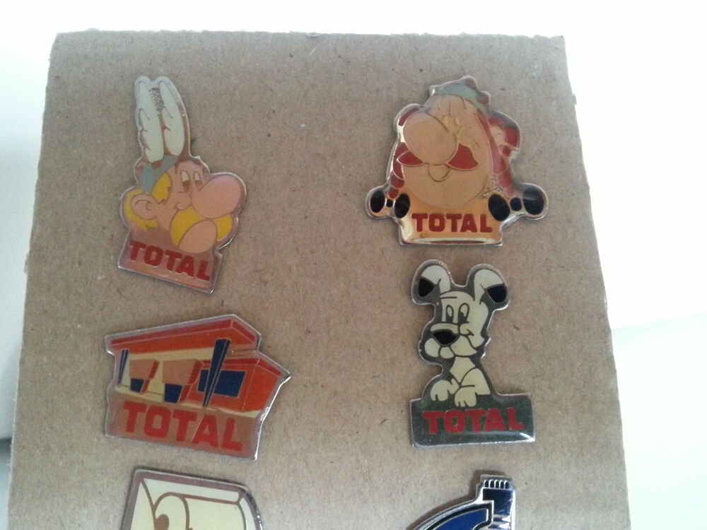 Pin's TOTAL - N&deg; 800
