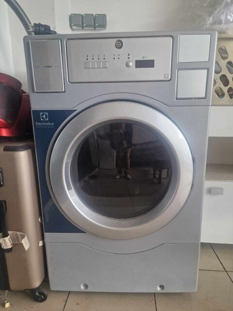 Séchoir semi professionnel Electrolux My Pro 12 KG 817 Saint-Paul (97)