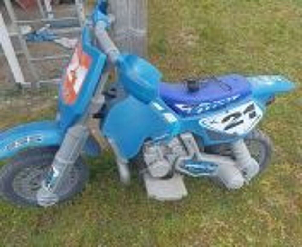 Moto cross bleu enfant &eacute;lectrique Jeux / jouets