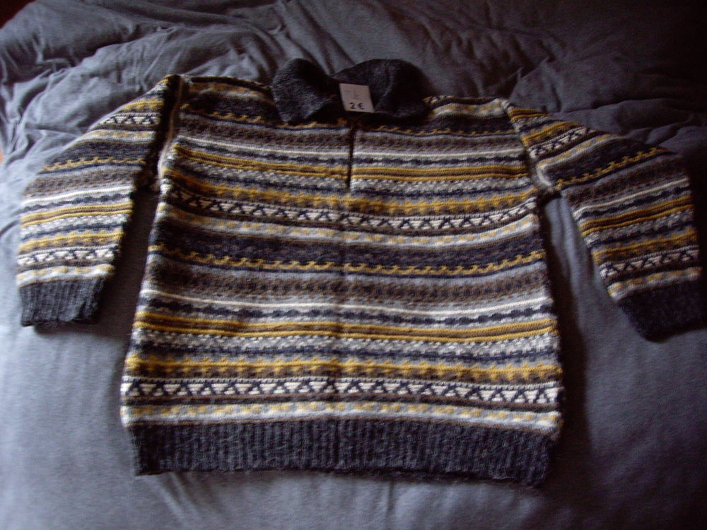 PULLS Homme T.L + T.48 + T.50 &agrave; 2 € Vêtements