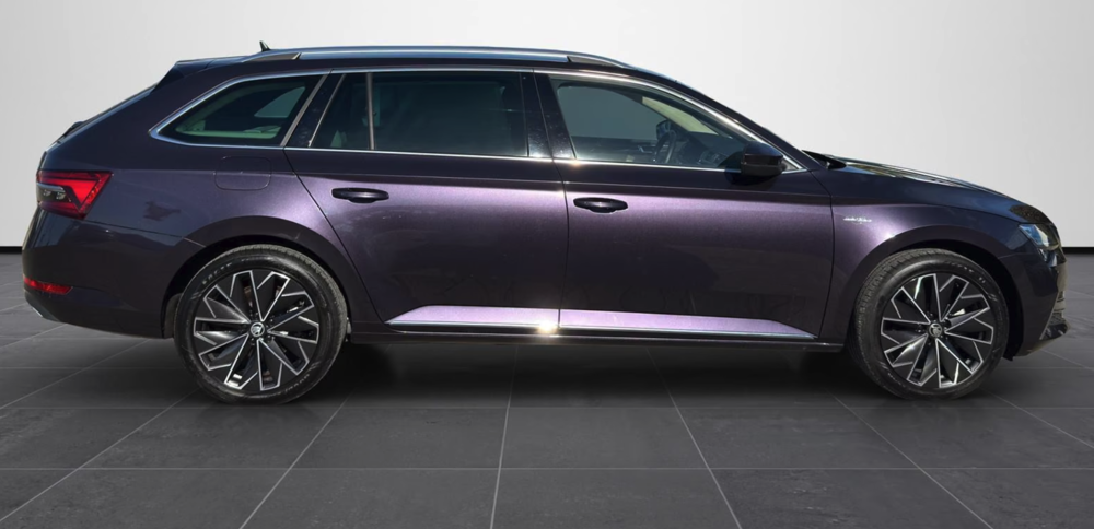 Superb Combi 1.4 TSI PHEV 218 ch DSG6 Laurin & Klement 2022 occasion 59000 Lille