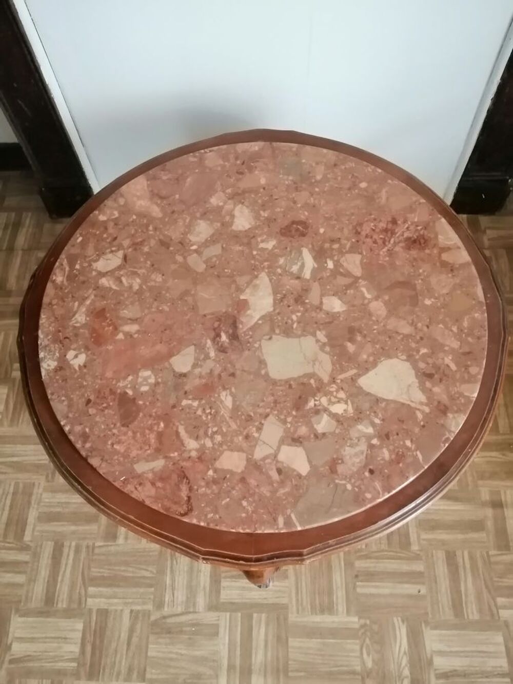 table ronde avec marbre Meubles
