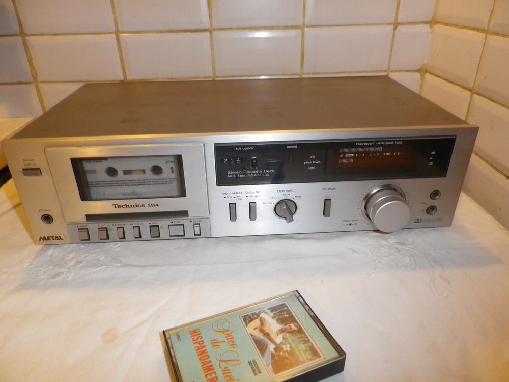 
PLATINE CASSETTE Technics RS-M14 Hifi
Type : platine casset Audio et hifi
