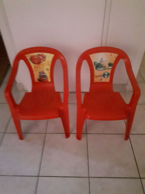 Chaises. 12 Valence (26)