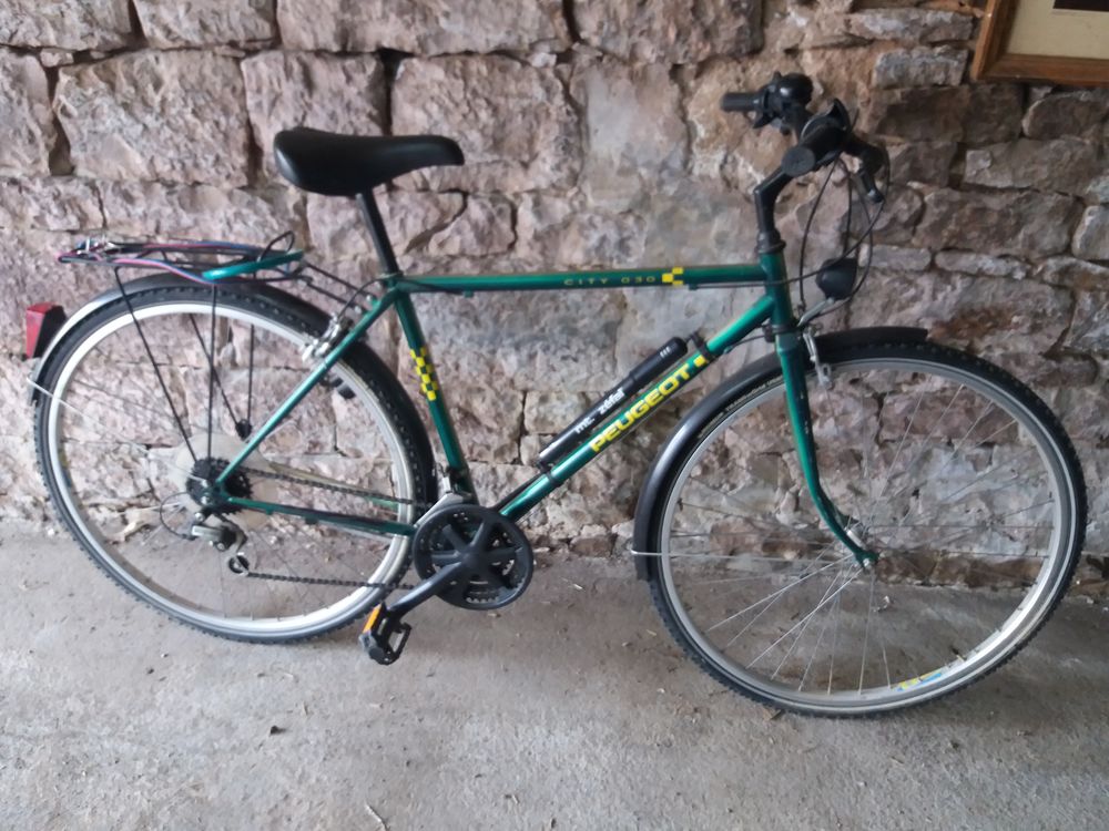 V&eacute;lo de ville femme "Peugeot" - "Bus Etween" V�los