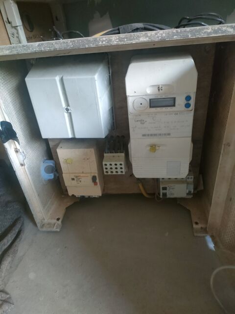 Compteur provisoire chantier  triphas 280 Valady (12)