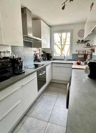  Appartement � vendre 4 pi�ces 82 m�